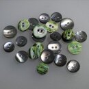 Knopf "Perlmutt" 10mm grüne Rückseite