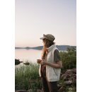 "Unfolding Landscapes - 17 knits for the road" by Ronja Hakalehto