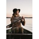 "Unfolding Landscapes - 17 knits for the road"...